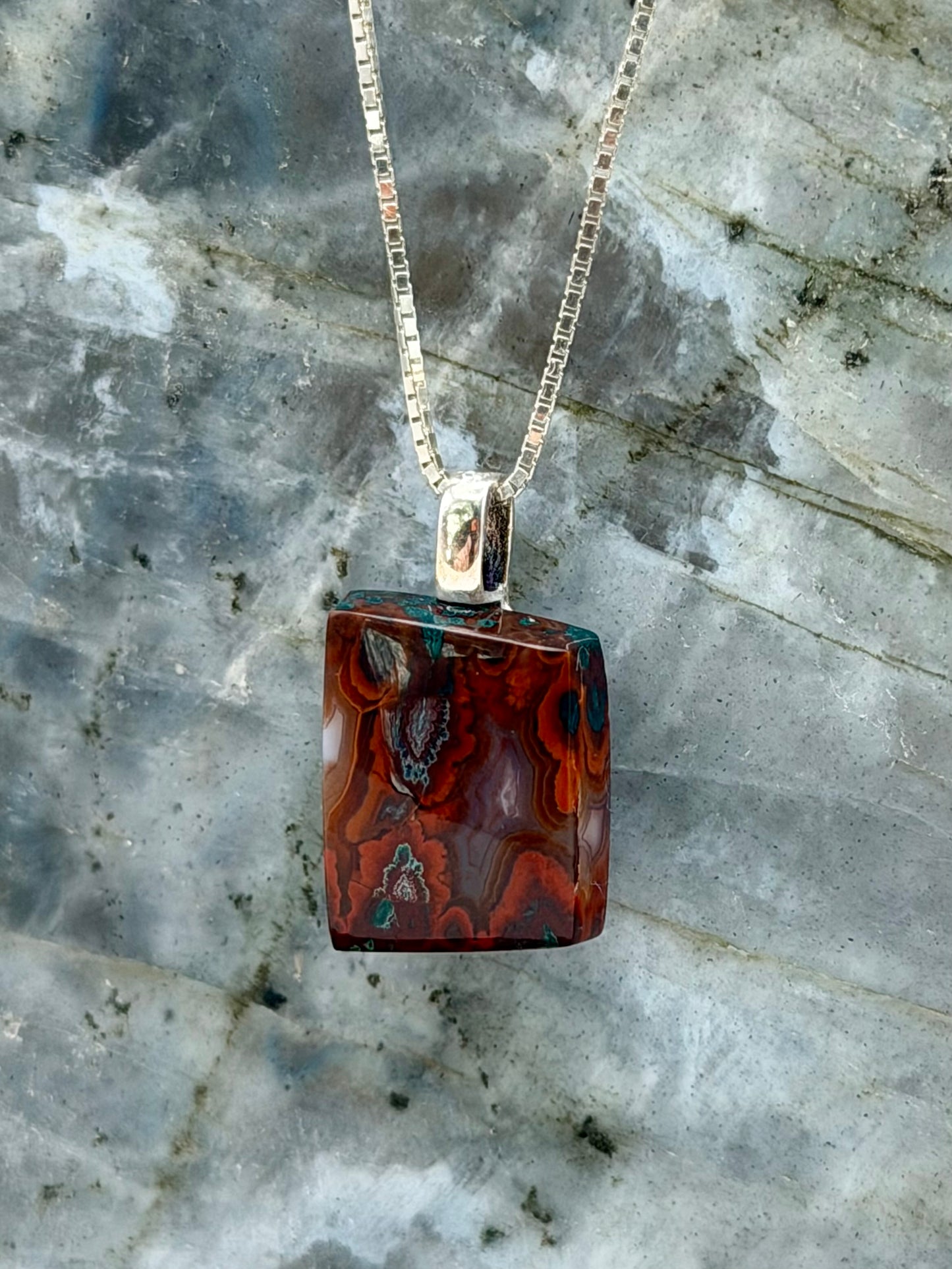 Ember Layers — Idaho Seam Agate Pendant
