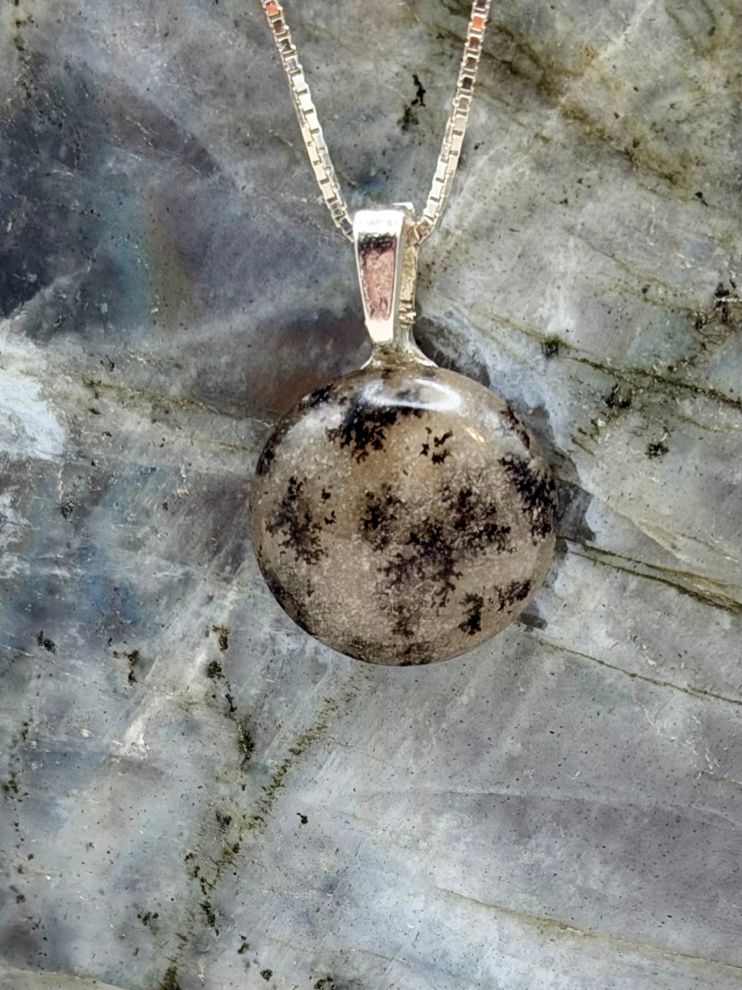 Forest Veins — Dendritic Quartz Pendant